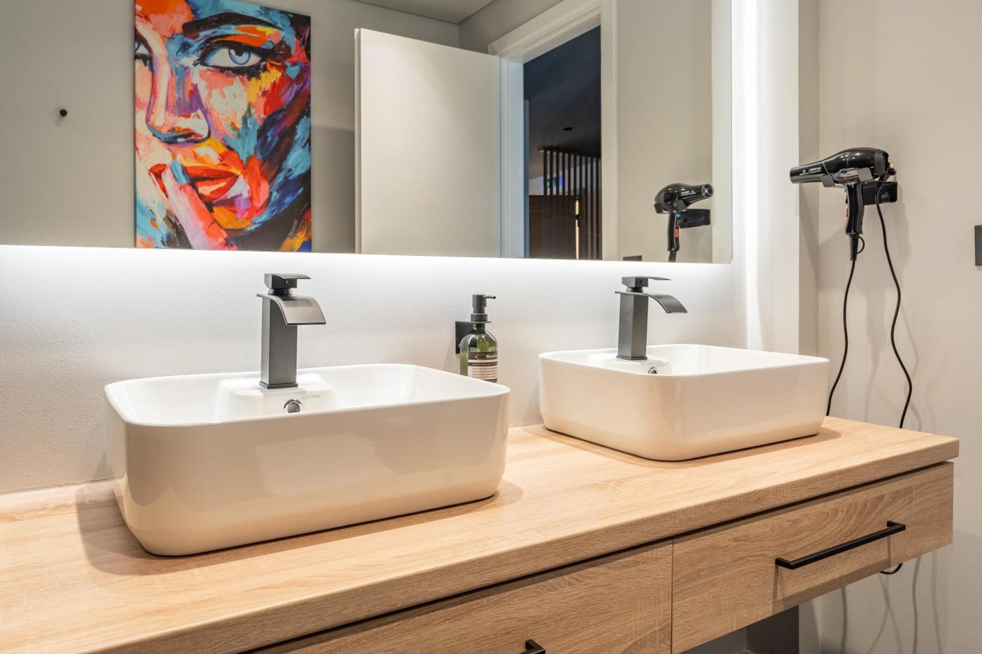 Athena Blue Lux Apartments 2Br 2Ba With City Skyline View, Near Kolonaki Exterior foto